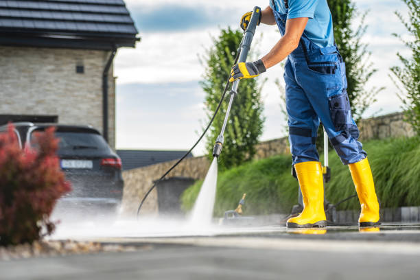 Why Choose Our Certified Pressure Washing Experts for Your Project Needs in Terrell Hills, TX?